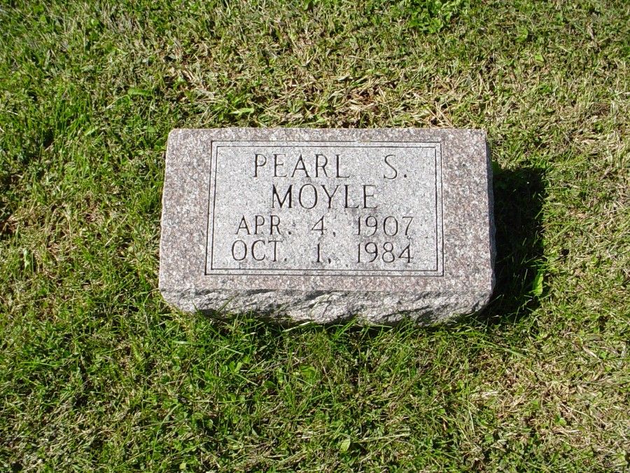  Pearl S. Moyle Headstone Photo, Auxvasse Cemetery, Callaway County genealogy