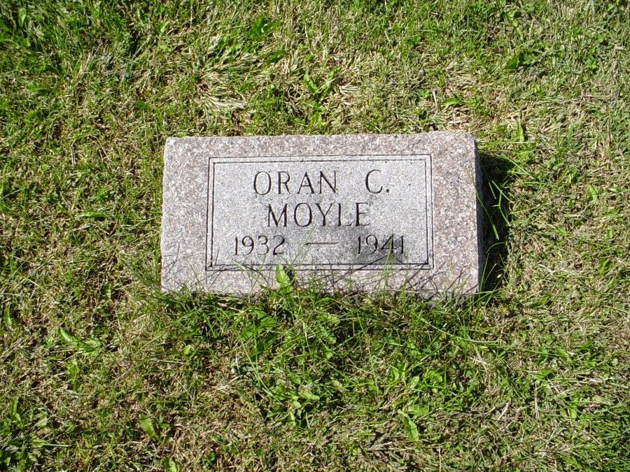  Oran C. Moyle Headstone Photo, Auxvasse Cemetery, Callaway County genealogy