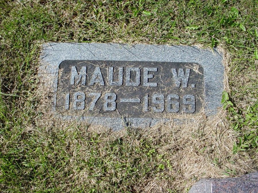  Maude Wheeler Bradley Headstone Photo, Auxvasse Cemetery, Callaway County genealogy