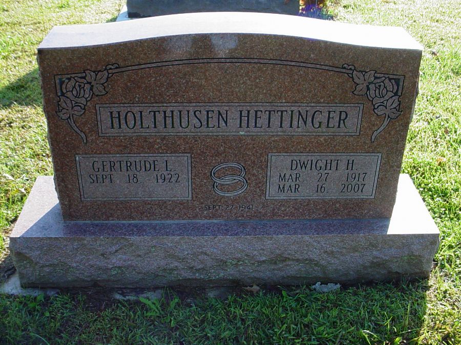  Dwight H. Holthusen
