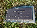  Gary D. Knipp