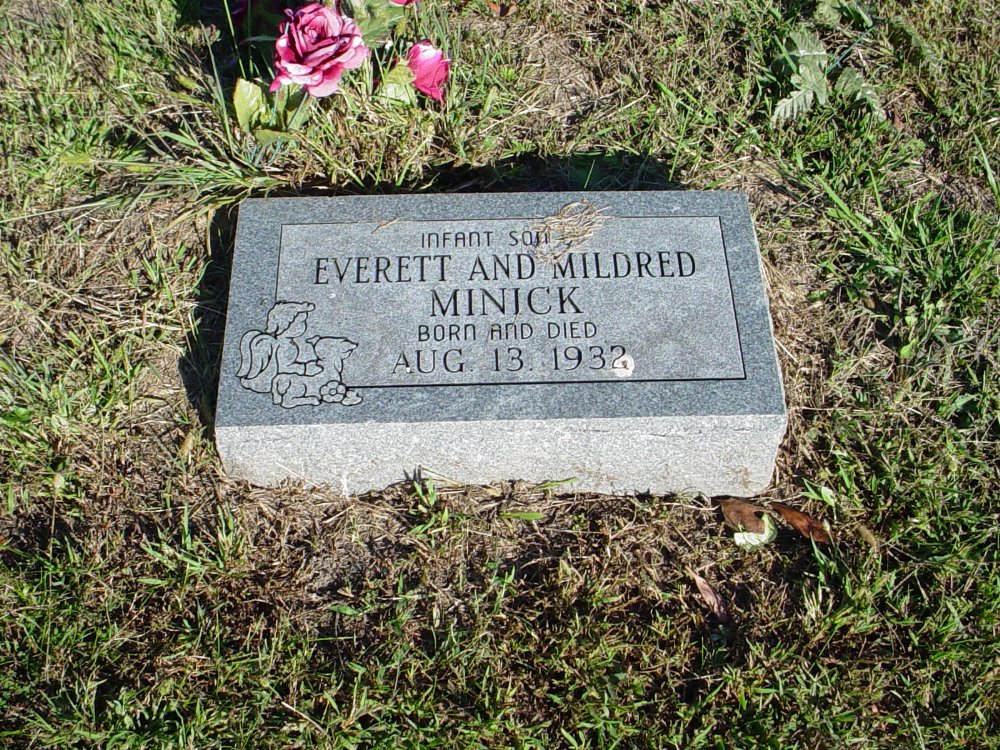 Infant Minick Headstone Photo, Boydsville Christian Church Cemetery, Callaway County genealogy
