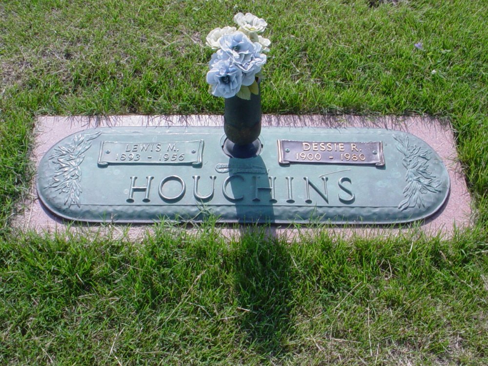  Lewis M. Houchins & Dessie Glascock Headstone Photo, Callaway Memorial Gardens, Callaway County genealogy