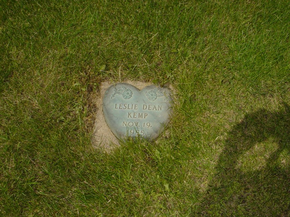  Leslie Dean Kemp Headstone Photo, Callaway Memorial Gardens, Callaway County genealogy