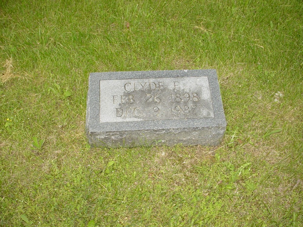  Clyde Erastus Clatterbuck Headstone Photo, Old Prospect Methodist Cemetery, Callaway County genealogy
