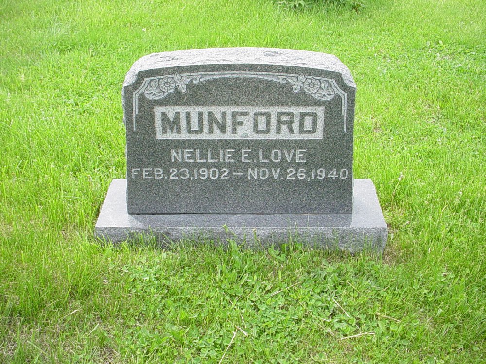  Nellie E. Love Munford Headstone Photo, Williamsburg Cemetery, Callaway County genealogy