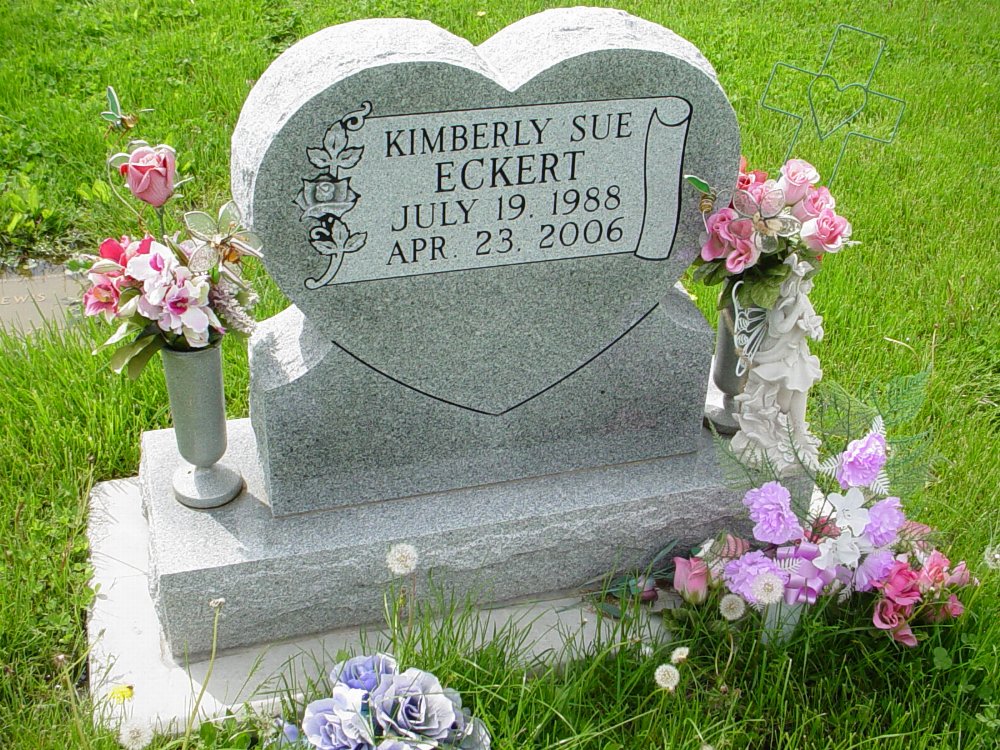  Kimberly Sue Eckert Headstone Photo, Williamsburg Cemetery, Callaway County genealogy