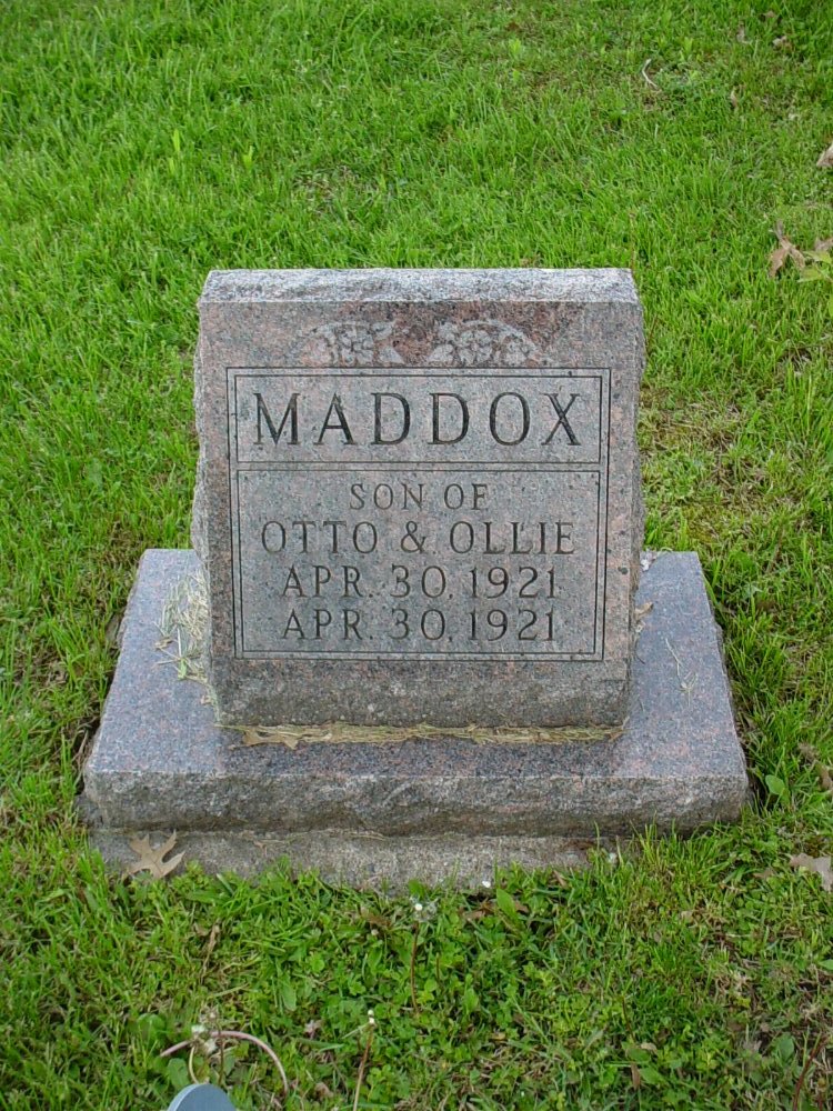  Infant Son Maddox Headstone Photo, Hams Prairie Christian Cemetery, Callaway County genealogy