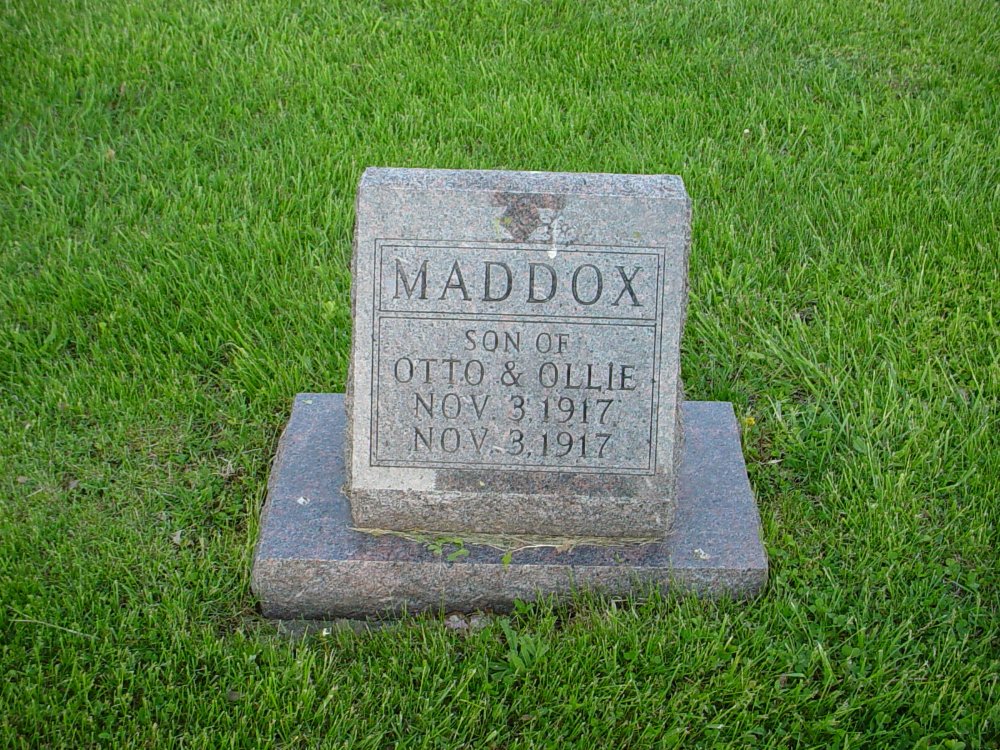  Infant son Maddox Headstone Photo, Hams Prairie Christian Cemetery, Callaway County genealogy