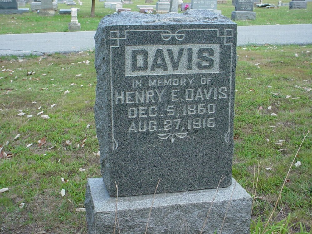  Henry E. Davis