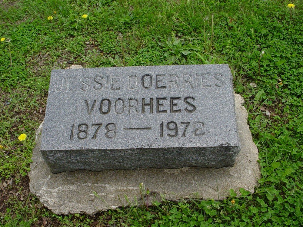  Jessie Doerries Voorhees Headstone Photo, Hillcrest Cemetery, Callaway County genealogy