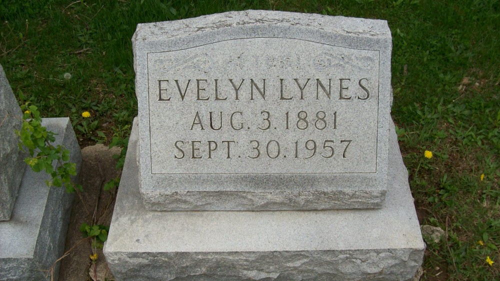  Evelyn Lynes Headstone Photo, Hillcrest Cemetery, Callaway County genealogy