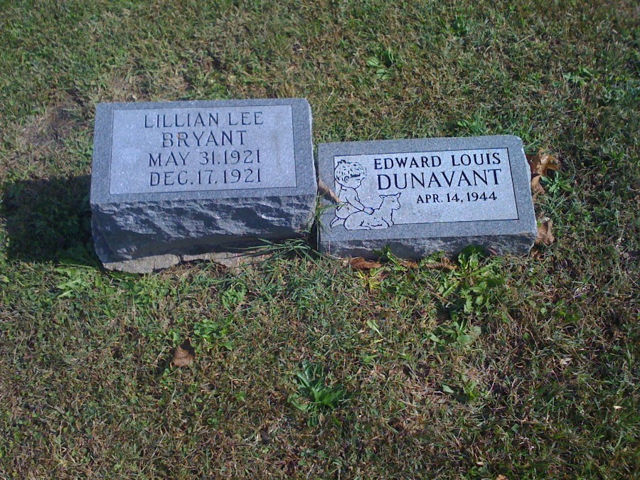  Lillian Lee Bryant