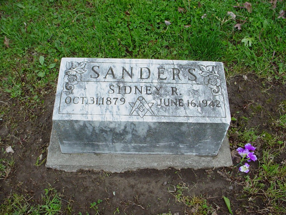  Sidney R. Sanders