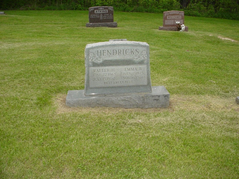  Walter H. & Emma B. Hendricks Headstone Photo, Miller